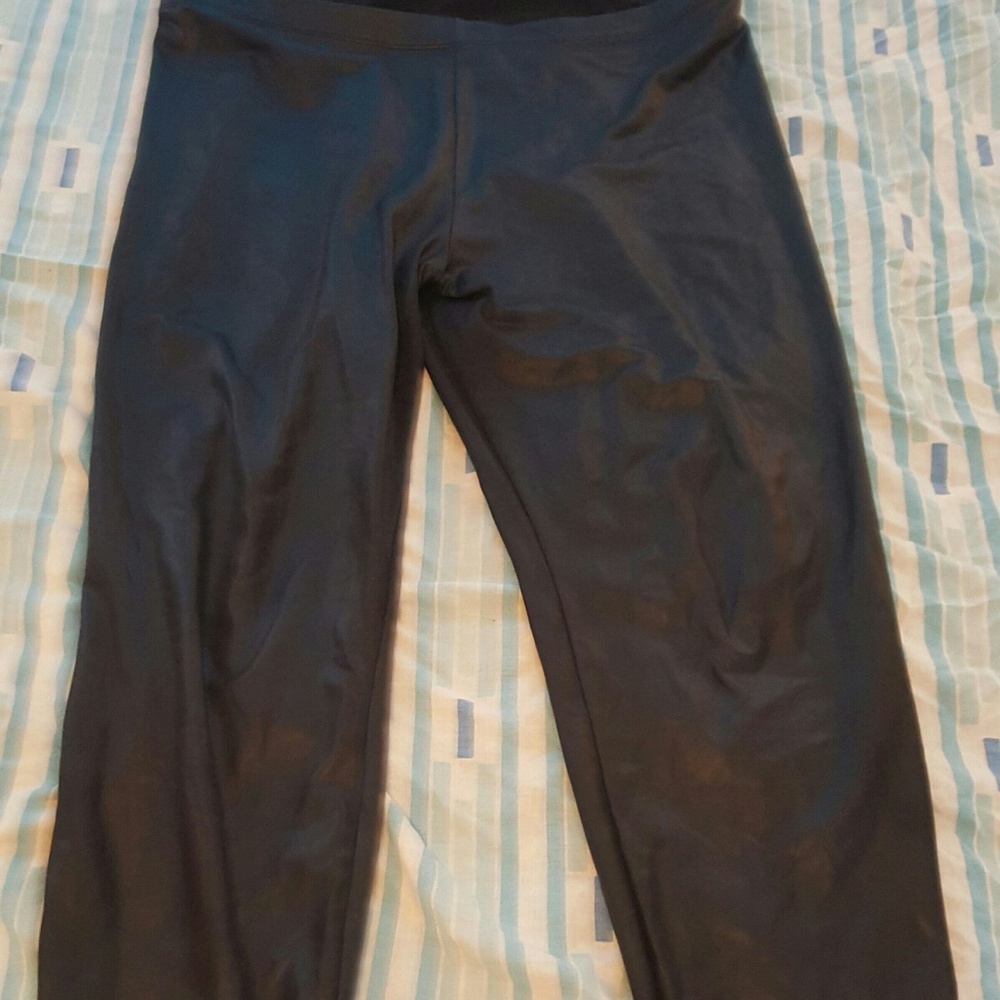Faux leather leggings